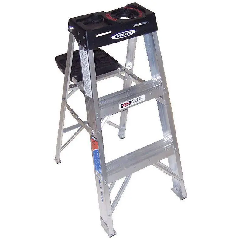 3-foot-aluminum-stepladder-300-pound-weight-capacity-1-1.webp